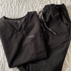 Jaanuu | Jogger Scrub Set | Black | S